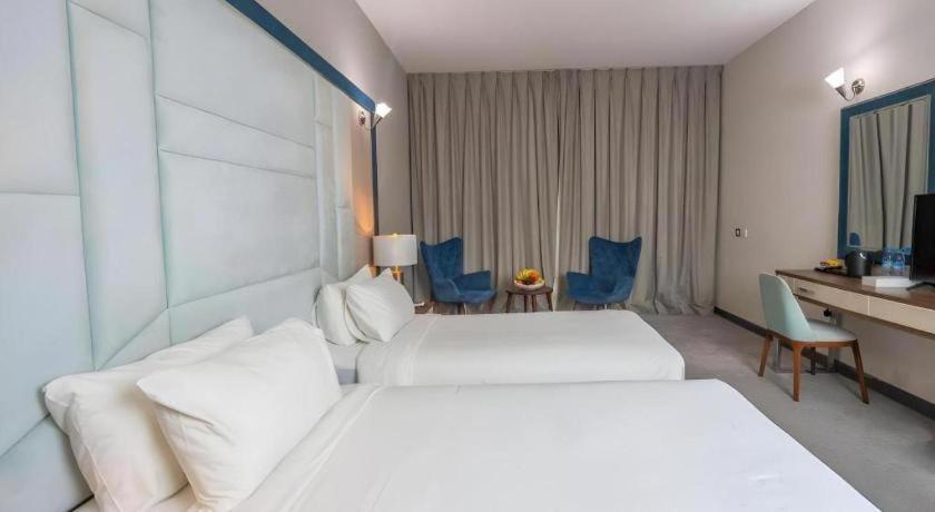 Alazmi 3* Dubai