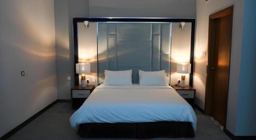 Alazmi Hotel